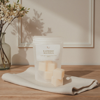 Raspberry Magnolia • Petite • 2 oz